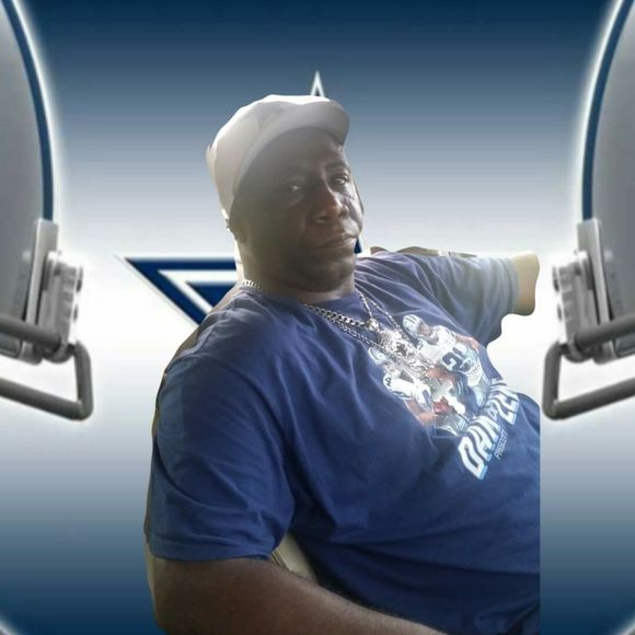 Meet your Posher, Travis - Picture 1 of 1